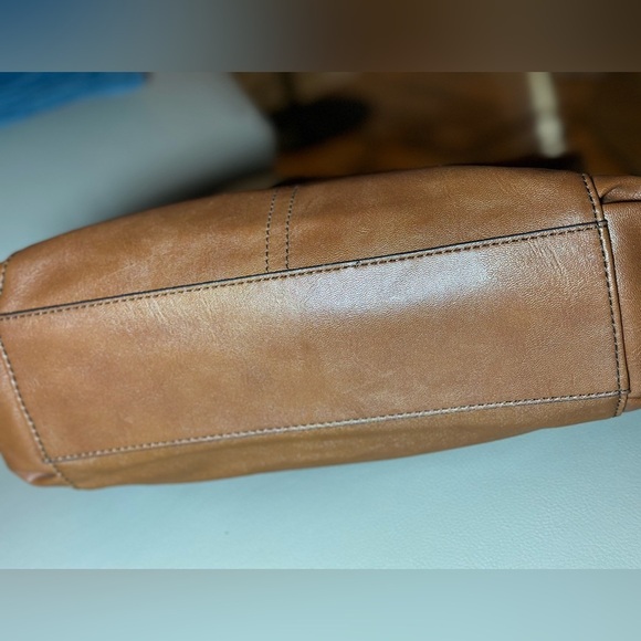 Relic by Fossil Brown Vegan Leather Satchel EUC - 2 Side Slip Pockets - Picture 7 of 13